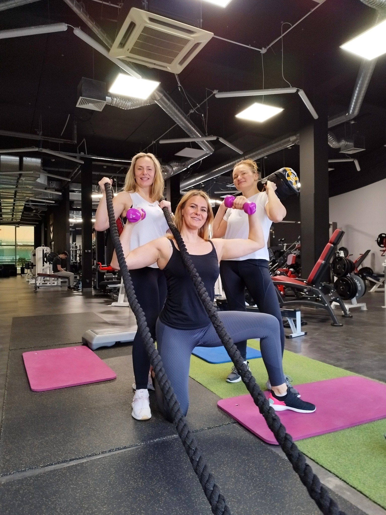 PRZESTAŃ MYŚLEĆ O KALORIACH, ZACZNIJ MYŚLEĆ O HORMONACH!